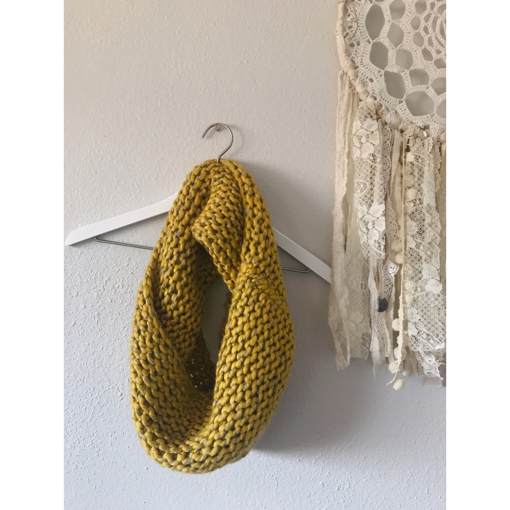 Express infinity scarf